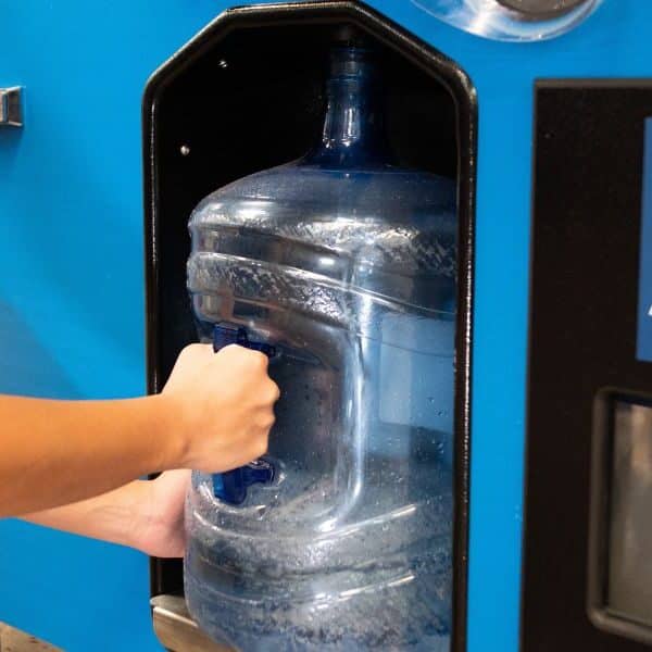 3 Weekly Tasks of a Successful Ice Vending Machine Owner